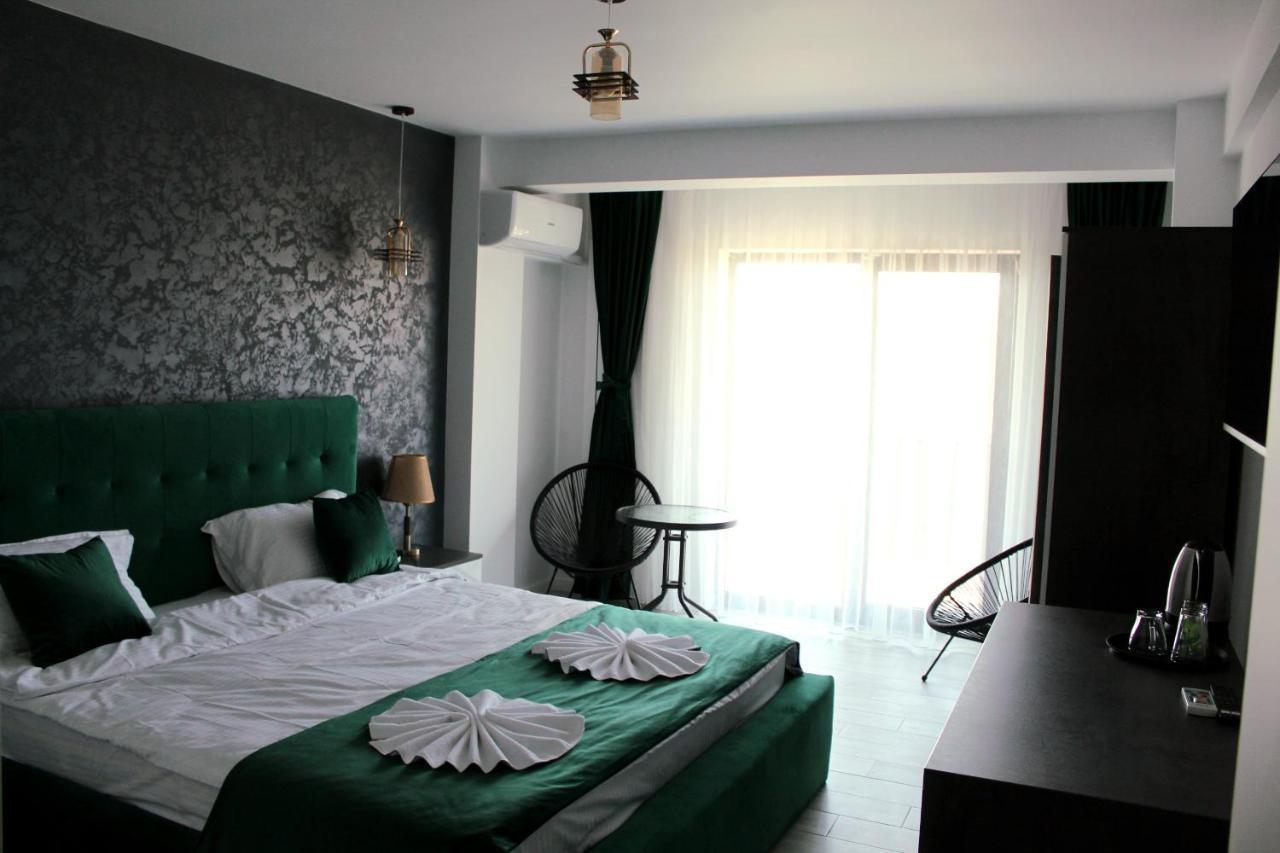 Ren Litoral Hotel Navodari Bagian luar foto
